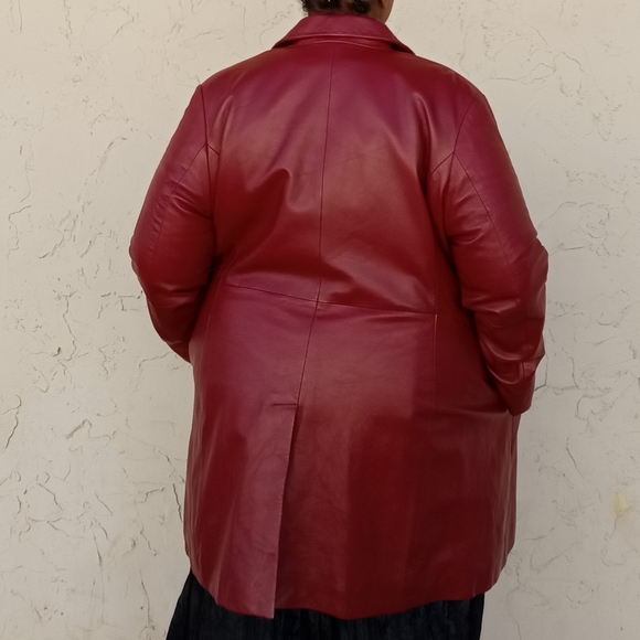 SOLD Vintage Brick Red Leather Coat - Picture 3 of 9